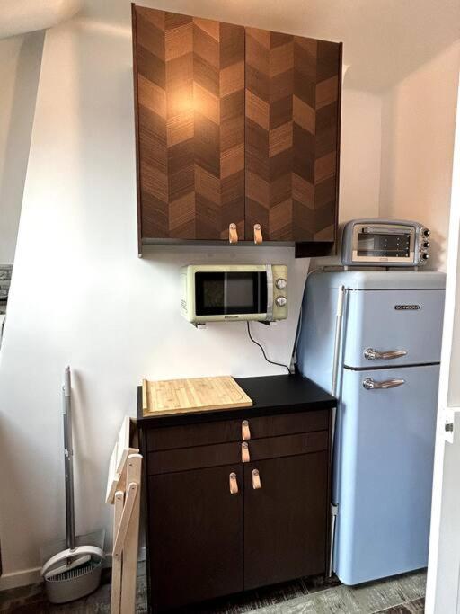Neuf, Calme, Lumineux, 8e Etage Appartement Parijs