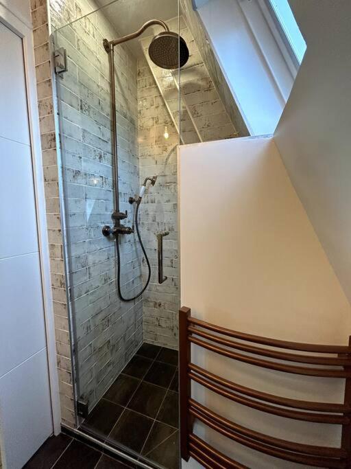 Neuf, Calme, Lumineux, 8e Etage * Parijs