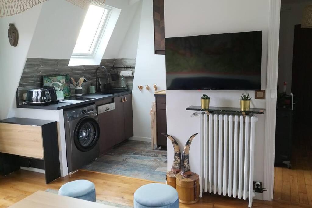 Neuf, Calme, Lumineux, 8e Etage Appartement Parijs